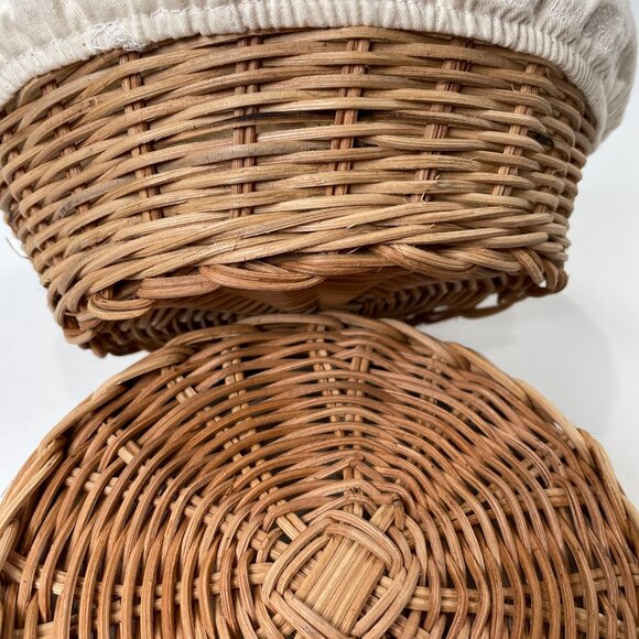 Ballerina Farm Willa Sourdough Starter & Set of 2 Proofing Wicker Cloth Baskets - Picture 10 of 16
